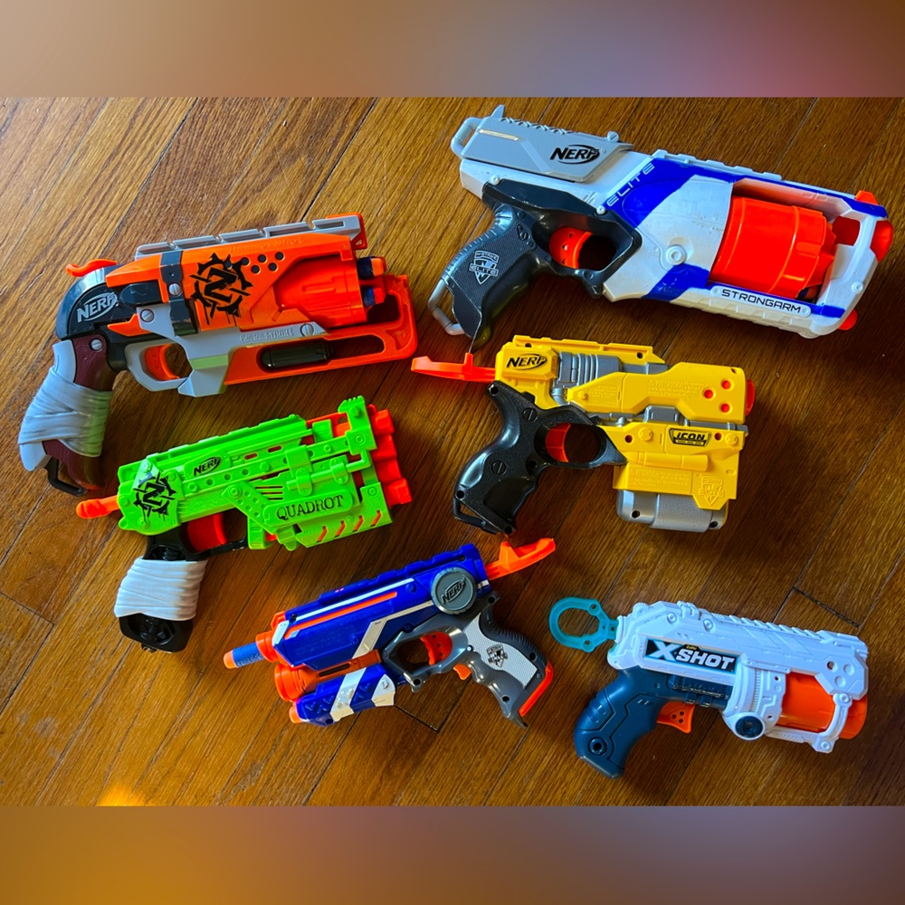 Nerf Assortment of 6 Total